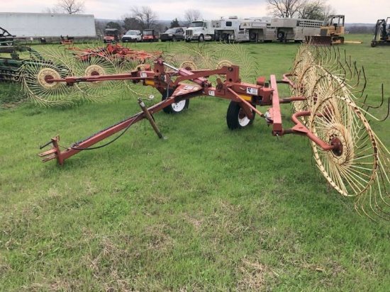 Agco 10 wheel rake