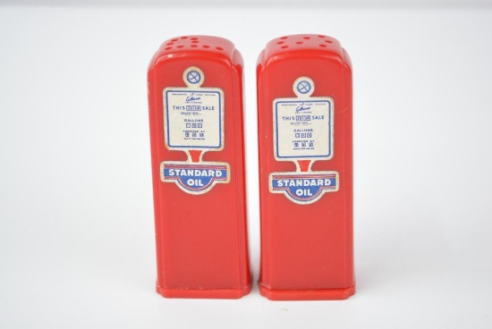 Standard OIl of Kentucky Gas Pump Salt & Pepper Shakers