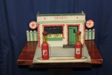 1930's Texaco Service station by rich toys (small)