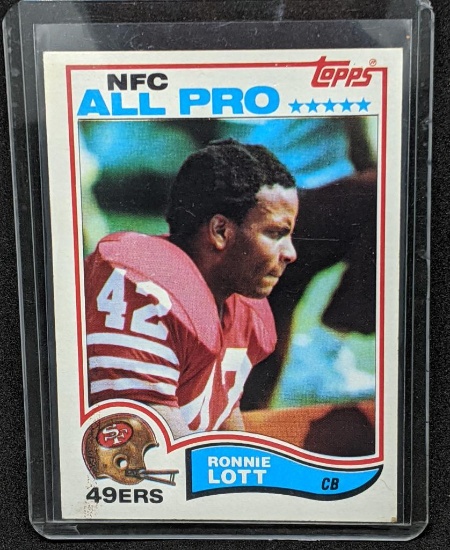 1982 Topps Football Ronnie Lott Football Card 49ers