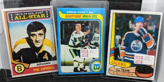 Nice lot of 3 NHL Hockey Cards Wayne Gretzky Gordie Howe & Phil Esposito