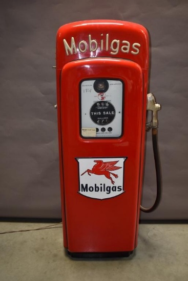 Martin & Schwartz (Wayne) #80 Mobilgas Gas Pump