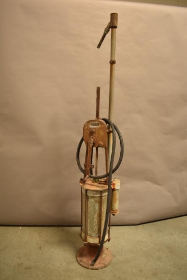 Boyle-Dayton #5 Stoker Gas Pump