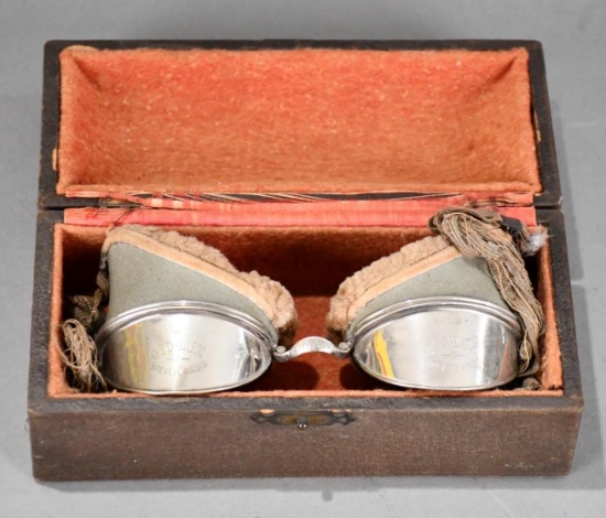 OTO-LUX Goggles in the Box