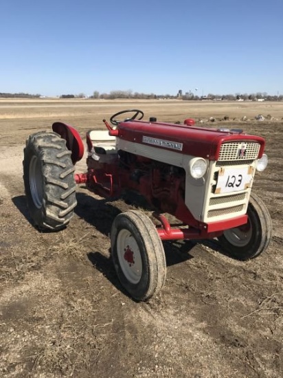 204 International tractor