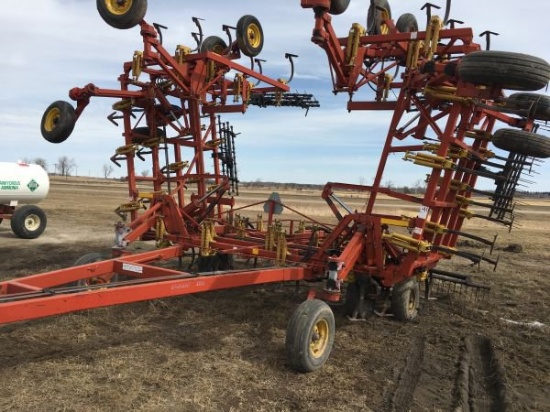 47’ Bourgault Model 8800 field cultivator