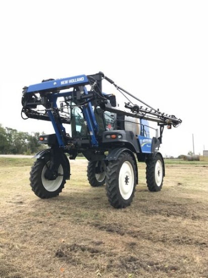 2014 New Holland Model SP 240 F XP Guardian high wheel sprayer