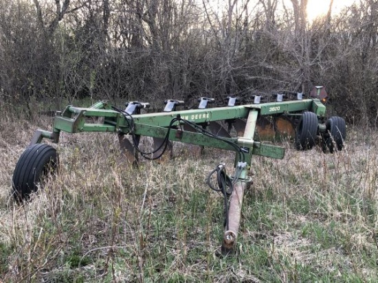 7 x 18 JD 3600 plow