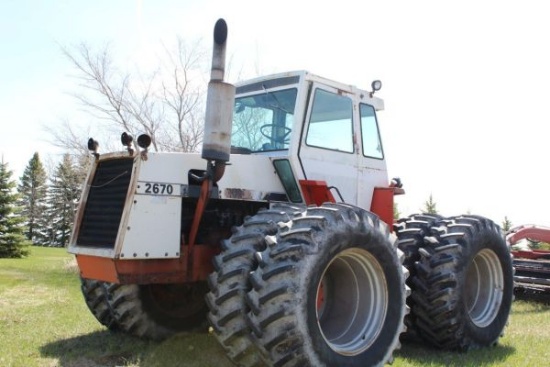 Case 2670 4WD tractor