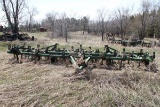 24’ JD 100 Series chisel plow