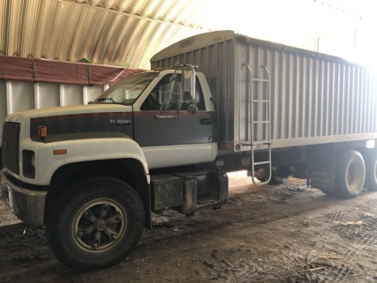 Kodiak tandem axle grain truck