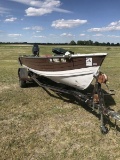 16' Crestliner boat