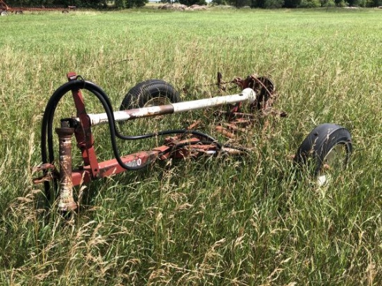 IH sickle mower w/ 9’ bar