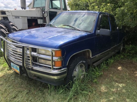 1997 Chevy pickup, ext. cab