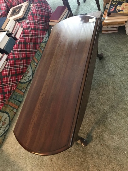 Drop leaf coffee table in living room