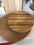 Two wooden Lazy Susan?s
