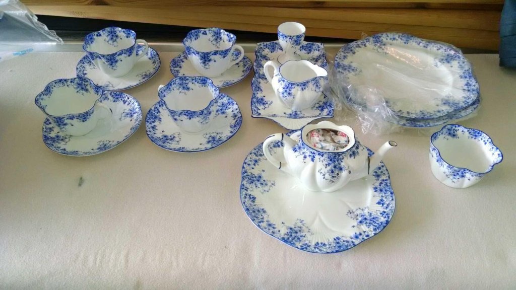 Large Online Only Collectible and Vintage Auction