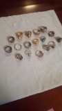 Lot of assorted rings