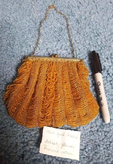 Vintage 1920's beaded golden color purse