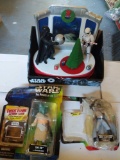Star Wars music Christmas decoration and 2 action figures