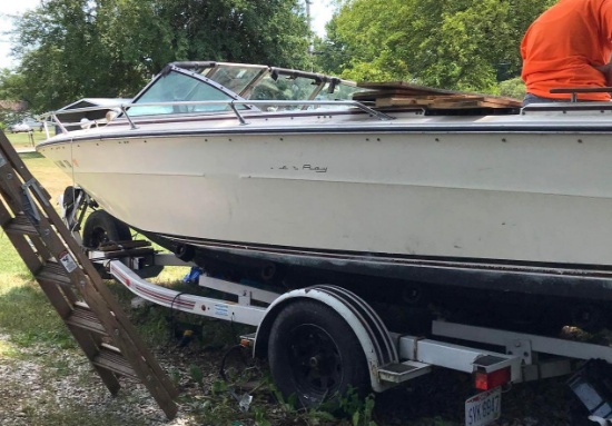 1976 Sea Ray boat/ trailer