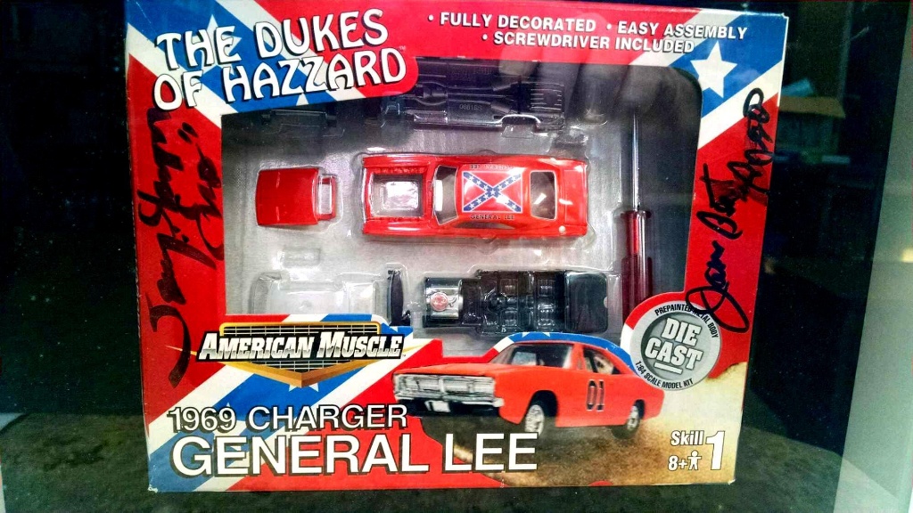 Large Online Only Collectible Vintage Toy Auction