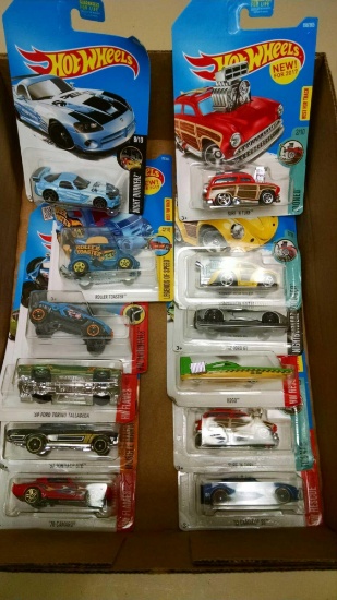 12 Hot Wheels cars new on cards