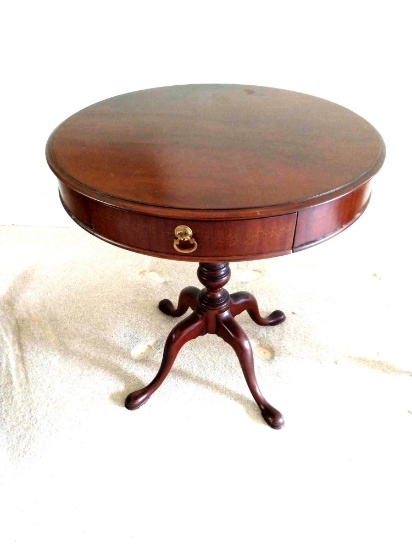 26 inch round vintage table