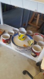 Looney Tunes dishes