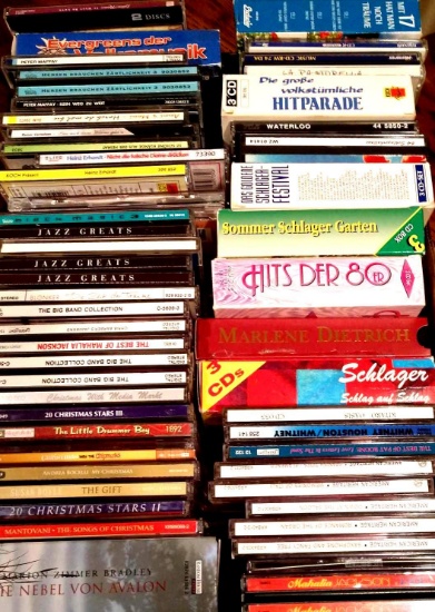 Assorted lot of CDs