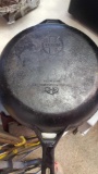 Griswold cast iron frying pan