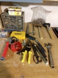 Miscellaneous tool lot including DeWalt bits