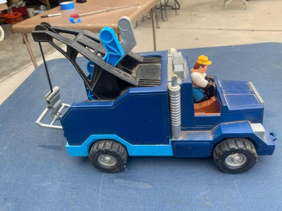 1982 Fisher-Price tow truck played with with driver