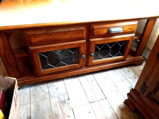 48 inch lift top coffee table with leaded glass doors