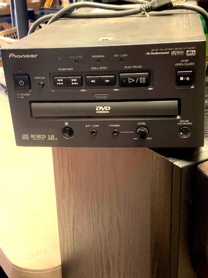 Vintage pioneer dvd -v7400