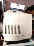 Moist air humidifier