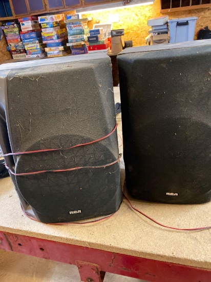 Pair of RCA speakers and two music stands