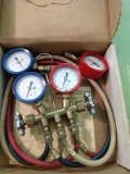 Manifold gauge set