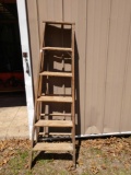 5 foot wood step ladder