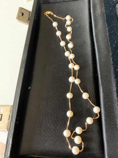 pearl like necklace