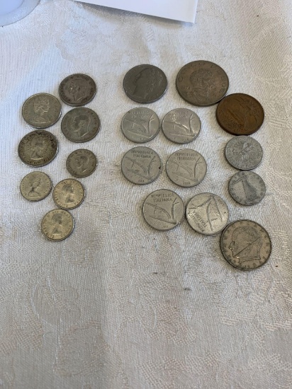 Silver Canadian coins and miscellaneous foreign coins