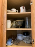 Contents of top kitchen cabinet