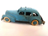 vintage cast iron cab with rubber tires 7.5 in long