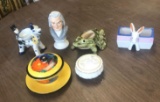 Lot of assorted figurines