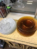 Lot of amber and clear plates