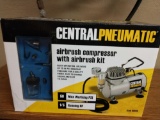 Airbrush compressor with airbrush kit complete new