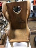 Little wooden chair 18? tall 7? across