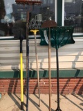 6- garden tools shovels ,rakes