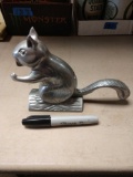 Metal squirrel nutcracker