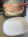 Corning Ware Microwave dish with box
